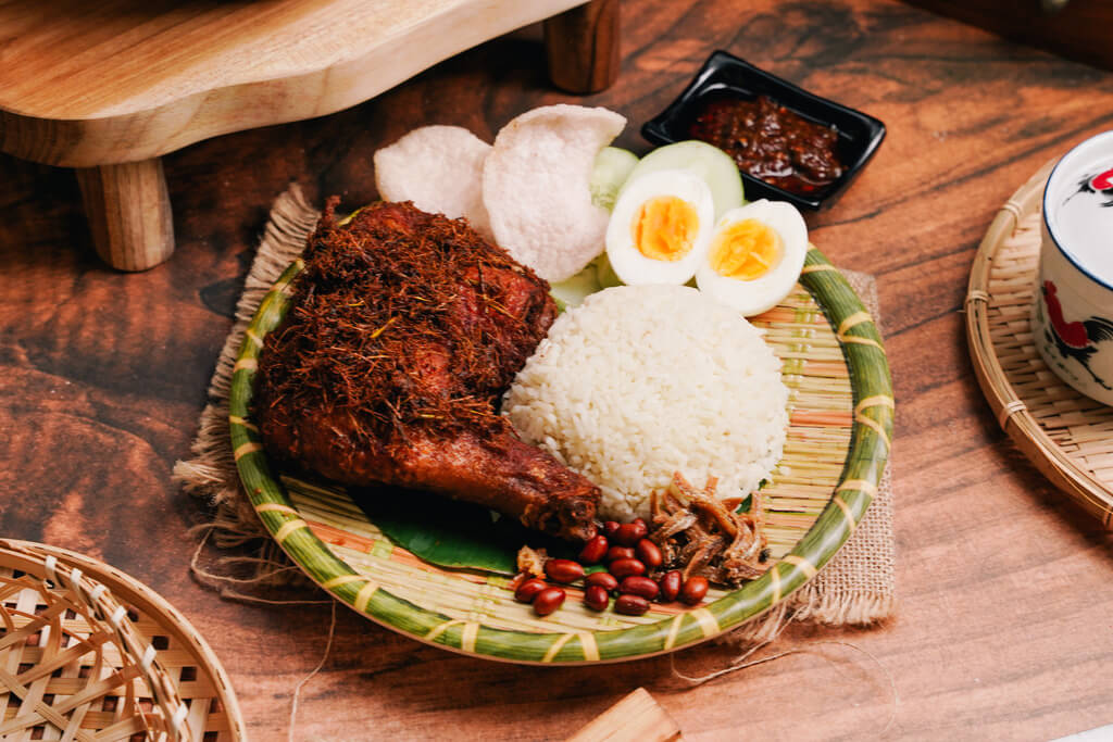 Famous Nasi Lemak Melaka